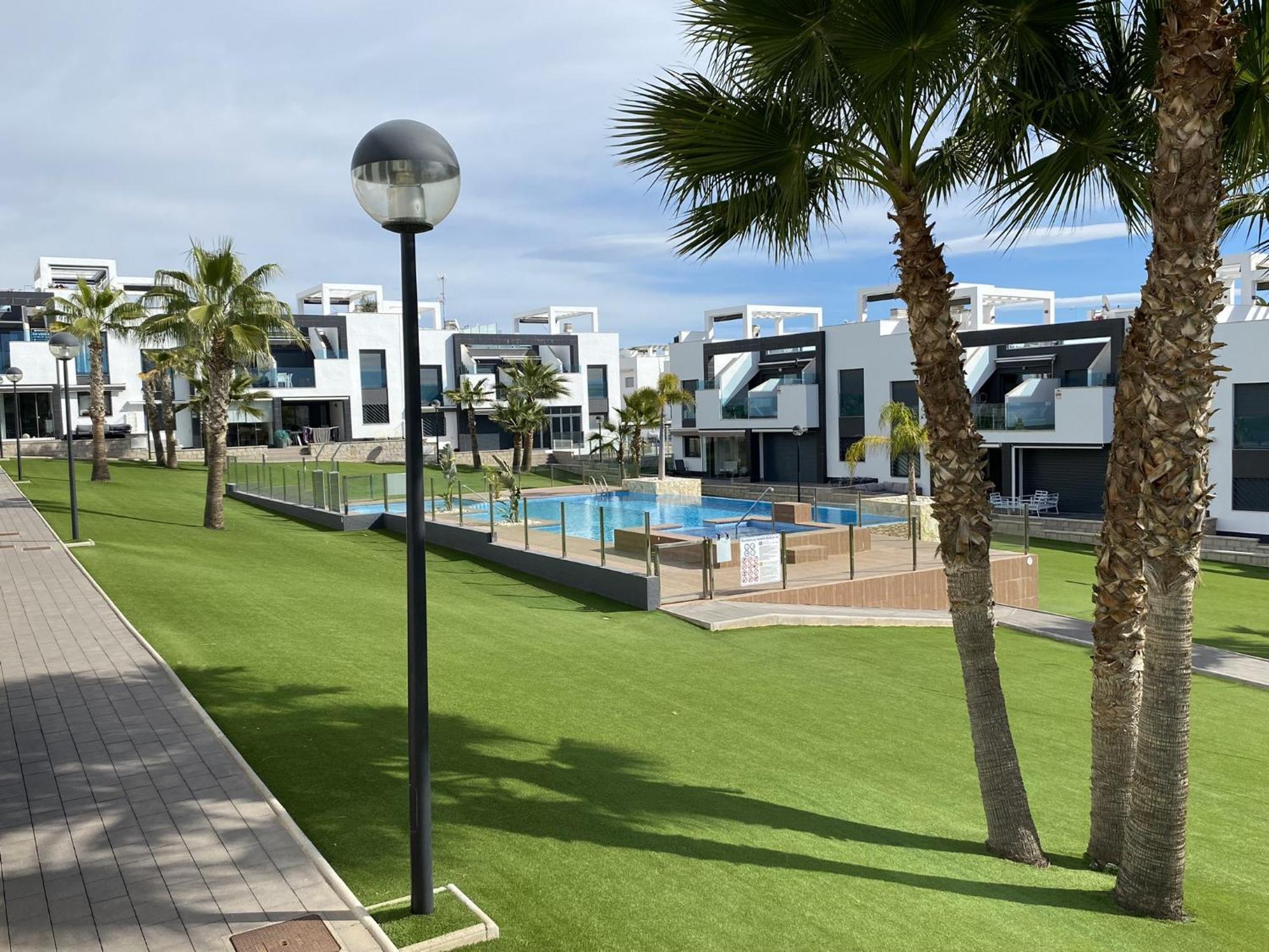 Punta Prima Oasis Beach Fase 9 ตอร์เรเวียคา ภายนอก รูปภาพ